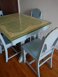 1940 S Dining Kitchen Table With 4 Matching Chairs Dining Table In Kitchen Small Kitchen Storage Top Kitchen Table