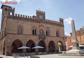 See tripadvisor's 17,275 traveler reviews and photos of fidenza tourist attractions. Fidenza Emilia Romagna Cosa Vedere In Citta Non Solo Outlet Village