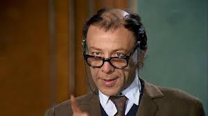 Yeşilçam'ın kimine göre 'mahmut hoca'sı kimine göre ise 'yaşar usta'sı, olan münir özkul, i̇stanbul'daki evinde hayatını kaybetti. Veteran Turkish Actor Munir Ozkul Dies At Age 93 Daily Sabah