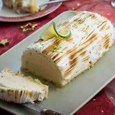 Conservez le reste de crème pour garnir un autre dessert : Recette De Biscuit Facon Genoise Pour Gateau Roule Ou Buche De Noel Sans Beurre Jujube En Cuisine