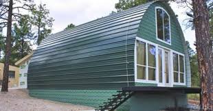 Dieses Haus Kostet Gerade Mal 1000 Euro Und Ist In 2 Tagen Aufgebaut Kleines Haus Aussen Haus Metallgebaude