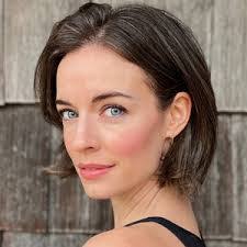 Amanda Greig's Instagram, Twitter & Facebook