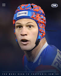 The uncertainty that surrounds Kalyn Ponga's future at the Newcastle  Knights just won't go away. Perhaps it's time new Knights coach Justin  Holbrook gave the superstar fullback his own ultimatum 💥 CRAWLS