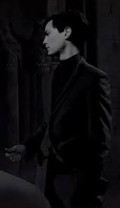 Laura Mavis Riddle (lauramavisr)