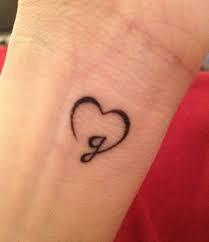 With A K Lettera G Tatuaggio Tatuaggio Iniziale Tatuaggi Con Iniziale