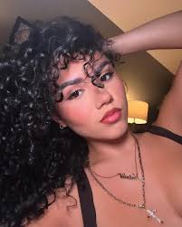 Natalie Rojo (@nataliaesmeraldarojo) • Instagram photos and videos