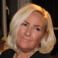 10+ "Amanda Bass" profiles