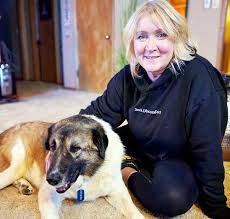 SLAYTON WELCOMES NEW RESIDENT TRIPOD THE SYRIAN IMMIGRANT