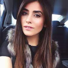 This is mainly for guys, but girls can check out the result! Sazan Hendrix On Instagram Soft Hair And Makeup Kind Of Day Do You Guys Like My Curly Or Straight Hair Better Straight Hairstyles Soft Hair Sazan Hendrix