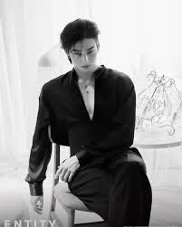 O primeiro mini álbum solo de Cha EunWoo, ENTITY, classificou #19 nos  Melhores Álbuns de K-pop de 2024 da Billboard   O nosso ChaStar realmente  brilha em tudo o que faz