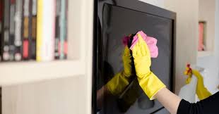 How To Make Your Tv Screen Squeaky Clean For Not Much Green Clean Tv Screen Cleaning Screens Cleaning