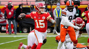 Patrick mahomes said his toe injury is pretty close to 100 percent. Patrick Mahomes Injury Chiefs Qb Suffers Concussion Vs Browns Sports Illustrated