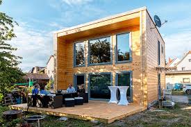Holzhaus Gunstig Bauen Das Kubu Von Thule Blockhaus Homify Architecture House Loft House Fire Pit Backyard