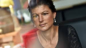 Sahra wagenknecht wird nicht mehr als fraktionschefin antreten. Aufstehen Sits Back Down Left Voice
