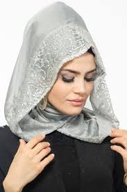 Aise Tesettur Gumus Simli Tesettur Abiye Baslik Moda Stilleri Turbanlar Mavi Abiye