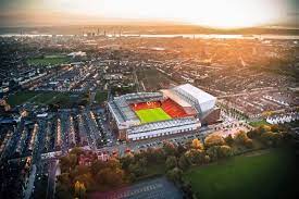 Anfield road liverpool baut stadion auf 59.000 plätze aus. Anfield Stadion In Liverpool Reisefuhrer Sport Und Events Dfds