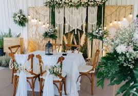 We did not find results for: 10 Ide Dekorasi Meja Akad Dalam Ruangan Bertema Rustic Bikin Momen Sakral Jadi Ekstra Artistik