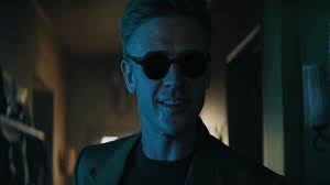 Boyd Holbrook como EL Corintio. un personaje que regresa a la serie. NETFLIX