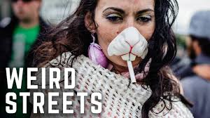 Pictures That Tell Stories: The Street Photography of Jack Simon