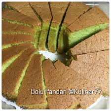 Langkah awal siapkan 3 loyang dengan ukuran 24x24x3 atau 2 loyang ukuran 30x30x3 centi meter, lalu olesi tipis dengan margarin, alasi kertas roti dan olesi dengan margarin kembali. Kuliner 77 Bolu Pandan Kuliner 77 Tanpa Pengawet Tanpa Pewarna Ukuran Loyang 24 Harga Rp 65 000 Pemesanan 2 Hari Sebelumnya Wa 087777349272 Tokopedia Kuliner77 Pengiriman By Gojek Bolupandan Bolu