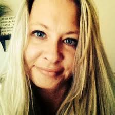 Tonia Dill's Instagram, Twitter & Facebook