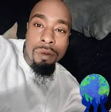 Big Ed mugs and bowls available at the link in my profile. Thanks to  everyone that has placed an order! #coffeemug #functionalart #pottery  #cerámica #tiki #shrunkenhead