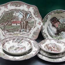 Miss helen's china which had been inheritied from my grandmother, estelle elizabeth! The Friendly Village Dinner Set Elegant England Style Dinner Ware Ceramic Breakfast Plate Beef Dishes Dessert Dish Soup Bowl Dishes Plates Aliexpress