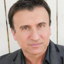 Aspiring Hollywood : Luc Saber: Amazon.in: Audible Books & Originals