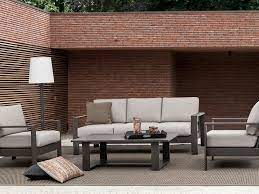 Dal 1990 realizziamo alle porte di torino, manufatti in cemento per l'arredo giardino e l'arredo urbano, con cura quasi maniacale, al fine di dare dignità e contemporaneità ad un materiale resistente, solido e nato per durare nel tempo. Arredo Giardino Outlet Etnico Set 4 Pezzi Salotto Baltic Bizzotto Con Un Ribasso Esclusivo