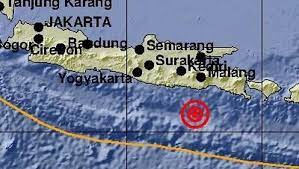 Gempa hari ini guncang sejumlah daerah pulau jawa dengan dengan magnitudo 6,3. Analisis Bmkg Soal 2 Kali Gempa Di Laut Selatan Jawa Hari Ini