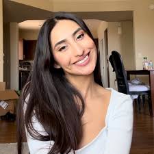 Priscilla Sheffield's Instagram, Twitter & Facebook