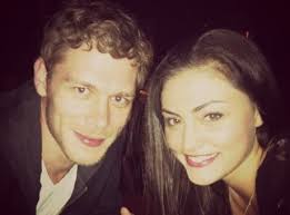 See what phoebe joseph (quinbeegee) has discovered on pinterest, the world's biggest collection of diy model lungs. Phoebe Tonkin And Joseph Morgan By Brokenhearttt On Deviantart