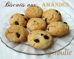 Petits Biscuits Aux Amandes Et A La Fecule Pour Pessah Sans Farine Sans Gluten Patisseries Et Gourmandises Biscuit Amande Biscuits Gateaux De Noel Sans Gluten