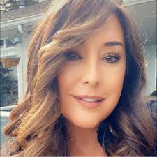 Renee Ross Realty updated their profile picture.