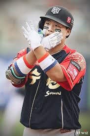 16일 오후 방송된 sbs 새 예능 프로그램 '편먹고 공치리'에서는 전 야구선수 이승엽부터 개그맨 이경규, 가수 이승기, 프로골퍼. ê·¸ê¹Ÿ ê³µë†€ì´