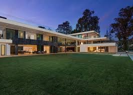 Beyonce Et Jay Z Ont Trouve Leur Villa De Reve En 2020 Villa De Reve Beyonce Et Jay Z Plan Maison Contemporaine