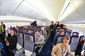 An iconic aircraft, loved by many, it is sadly now being retied by many airlines. Lufthansas Neues Jumbo Flaggschiff Unterwegs An Bord Der 747 8i Austrian Wings