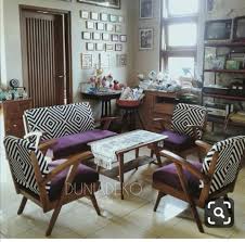 Apakah anda tertarik untuk membuat dekor ruang tamu minimalis yang unik seperti itu? Dunia Deko 17 Contoh Deko Ruang Tamu Menggunakan Sofa Kayu Facebook