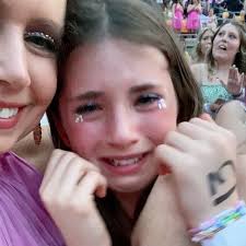 Cassandra S. Bernstein (@cassinnova) • Instagram photos and videos