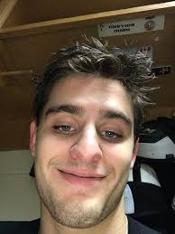 Evan Bouchard (@EvanBouchard02)