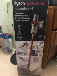 Dyson V10 Brand New In Box Dyson Vacuums Dyson Upright Vacuums