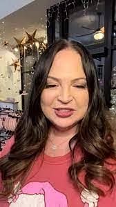 Ana Zuber's Instagram, Twitter & Facebook