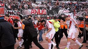 Un inimaginable descenso a la segunda división. El Descenso De River Plate 2011 Backapeando La Historia