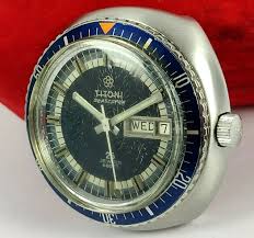 It is not often that one comes across a brand that many in the overall, i feel that the titoni seascoper is a terrific watch. Titoni Seascoper Automatic Divers Watch 83985 Sbb Rb 516 For Sale Online Ebay