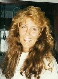 Stephanie Carron's Instagram, Twitter & Facebook