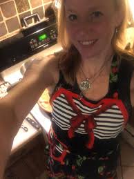 My first post…. Dinner tonight. I sautéed a teaspoon of minced garlic in 2  TB of butter in a frying pan, threw in some cooked shrimp, fresh spinach,  and a handful of