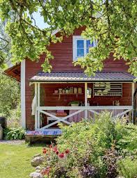 Keltainen Talo Rannalla Hauser In Schweden Schwedenhaus Mikrohaus Design
