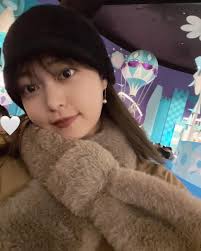 🏰💭🦖⸒⸒ 人って、 ぼーーっとしてる時の方が頭が冴えてるんだって！ .  リラックス状態の時の方が色々思い浮かぶよね!シャワー浴びてる時とかさ💭. . . この日は1人ディズニーでぼーっとしたよ。笑 散歩してご飯食べて。  . イッツアスモールワールド、カリブの海賊 ...