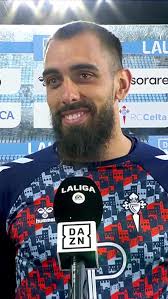 Borja Iglesias dedica unas palabras preciosas a Claudio Giráldez ❤️ "Me ha  cambiado la vida. Me ha cuidado, me ha querido... es el mejor entrenador  que he tenido" #LALIGAenDAZN ⚽ #BorjaIglesias ...