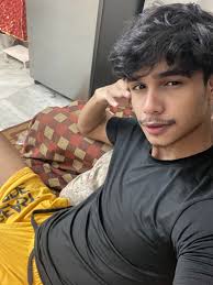 Hi I am 19 from India 🇮🇳 , where are you from?